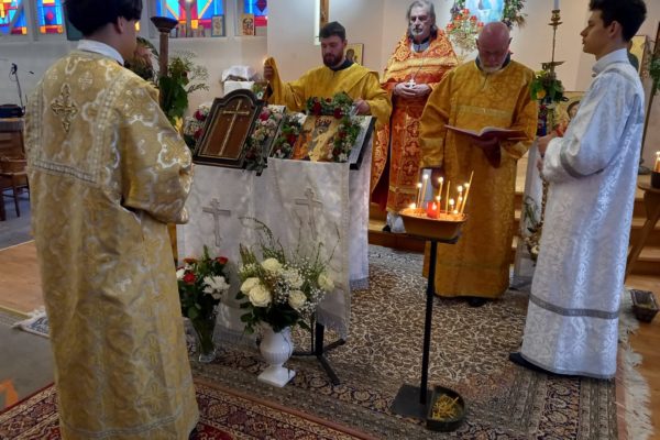 paques-la-vraie-croix