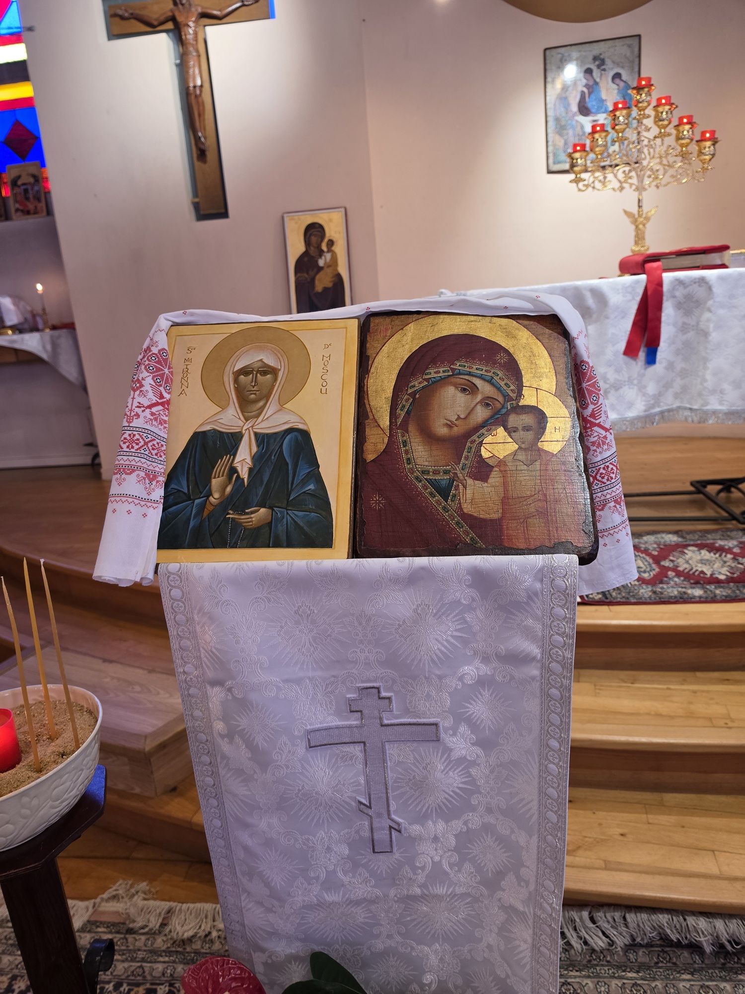 Mère de Dieu et Ste Matrone de Moscou Mère de Dieu et Ste Matrone de Moscou